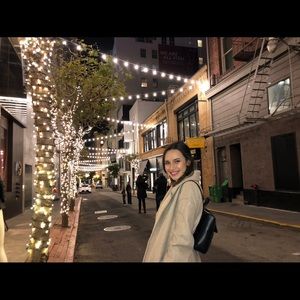 Meet your Posher, Alejandra